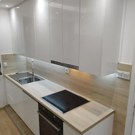 Appartement 1 *