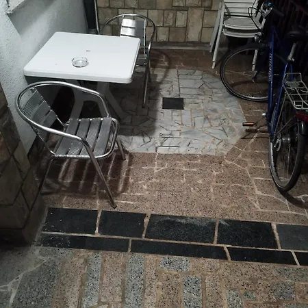 1 Appartement